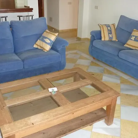 Eslanzarote Victoria, Heated Pool, Super Wifi, Sat Tv * Playa Blanca (Lanzarote)