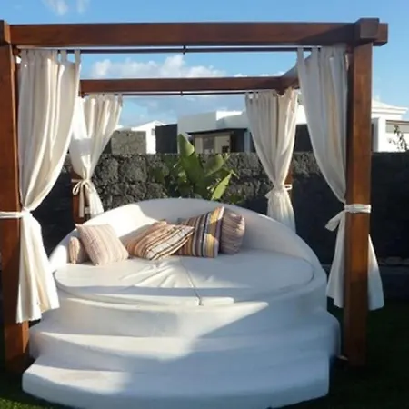 Eslanzarote Victoria, Heated Pool, Super Wifi, Sat Tv Playa Blanca (Lanzarote)